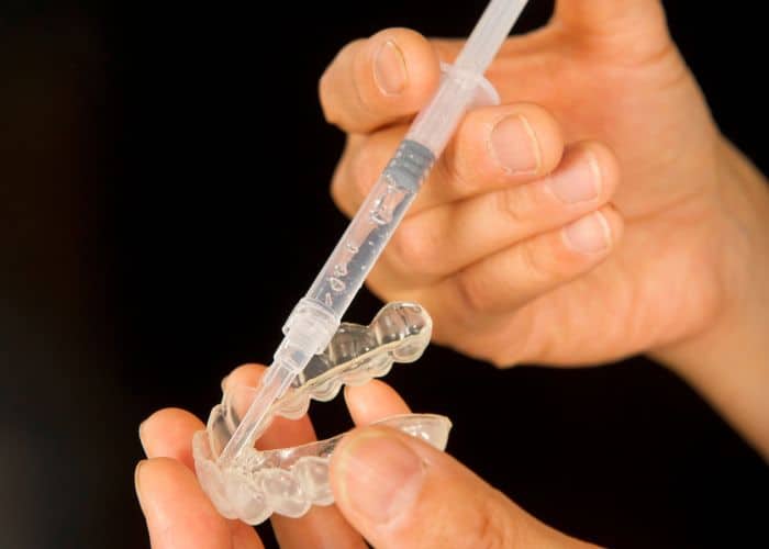 Teeth-whitening-trays Teeth whitening has risks and benefits